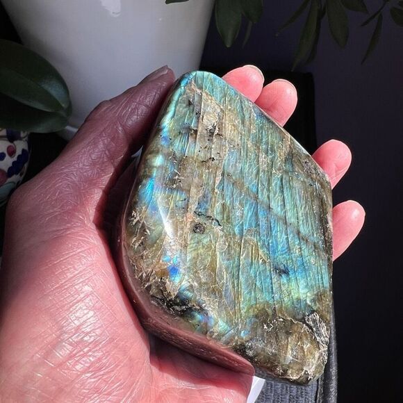 Labradorite Crystal Freeform Meditation‎ Stone Large (#3) - Picture 2 of 15